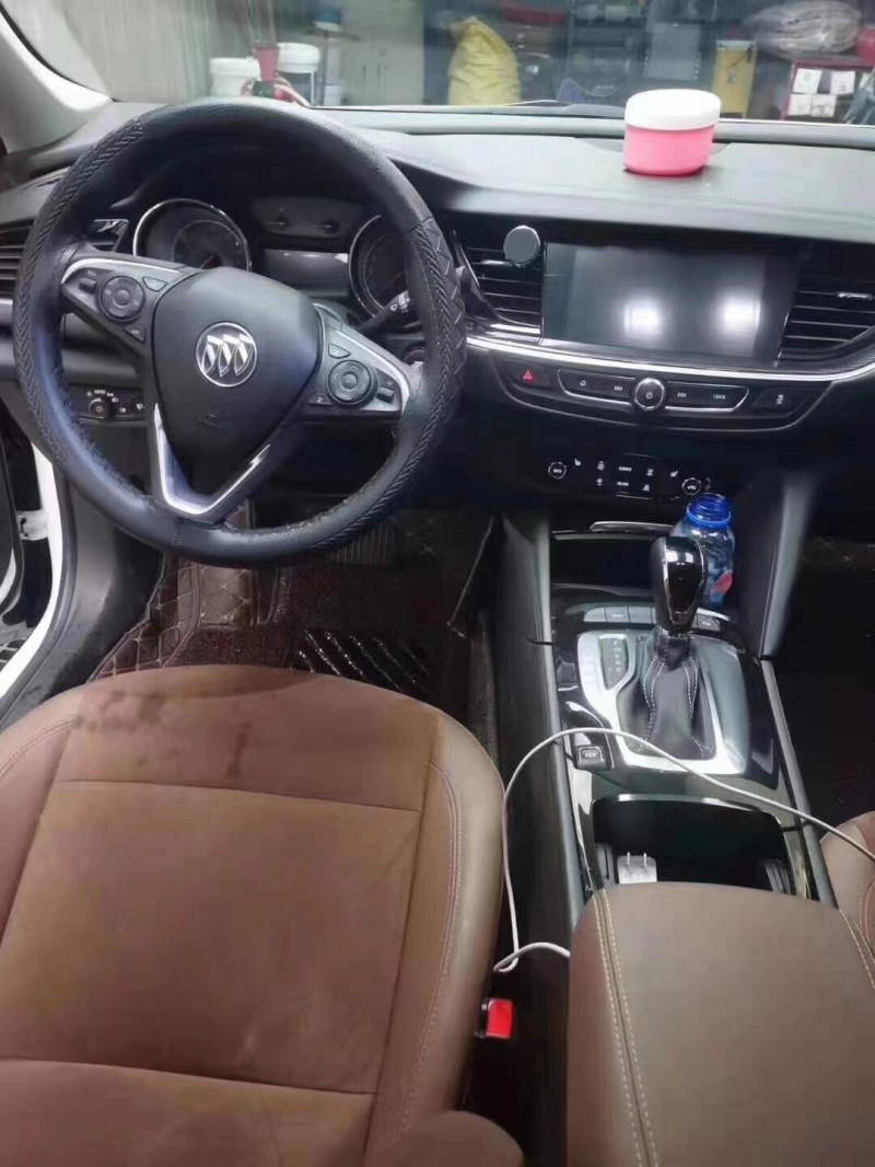 济南20年别克君威2