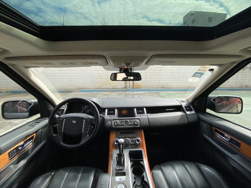 广州10年路虎揽胜运动5