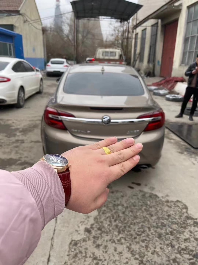 潍坊17年别克君威4