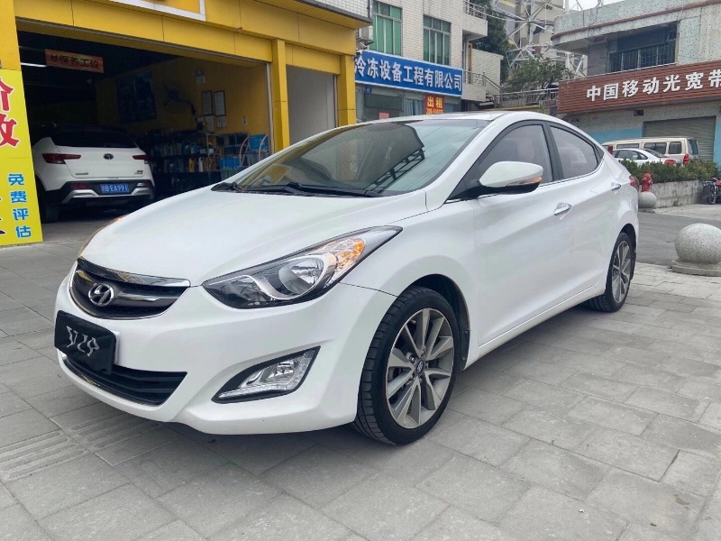 广州15年现代朗动3