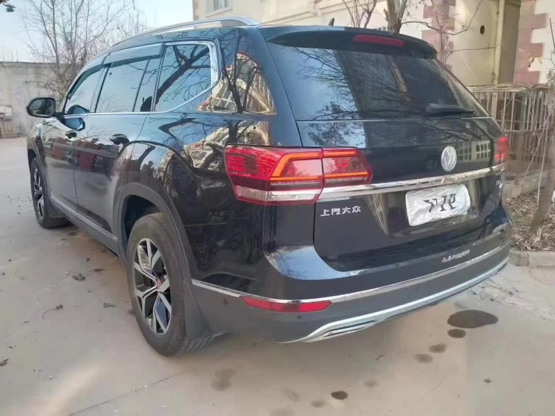 保定18年大众途昂8