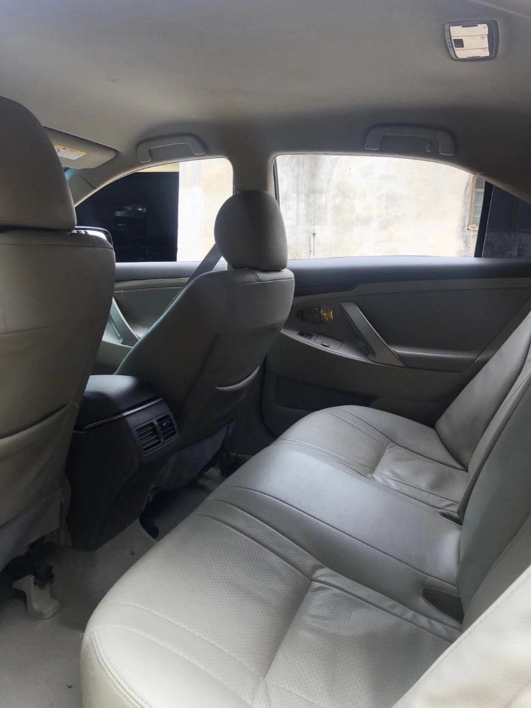 江门15年丰田凯美瑞5