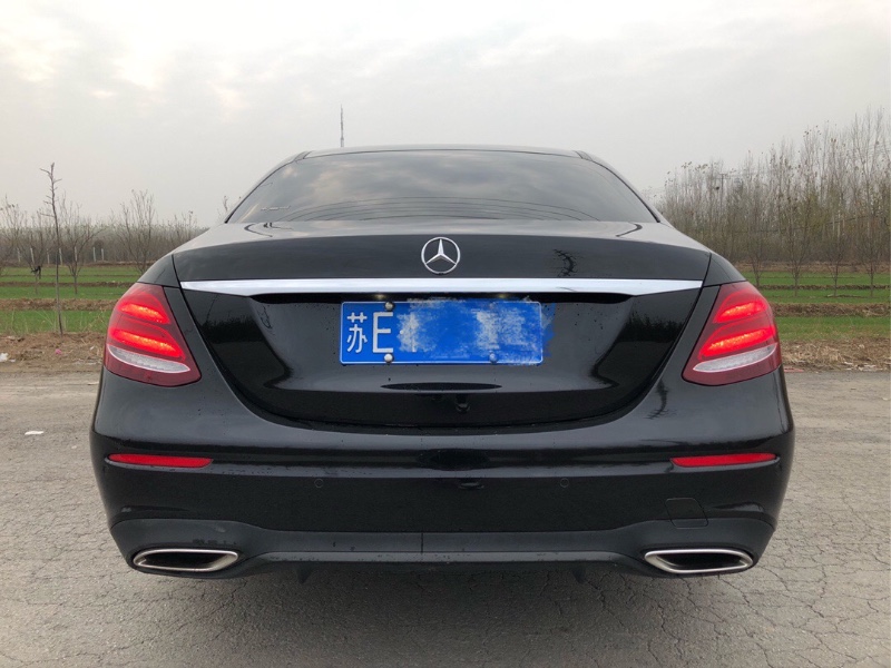 邢台17年奔驰E2