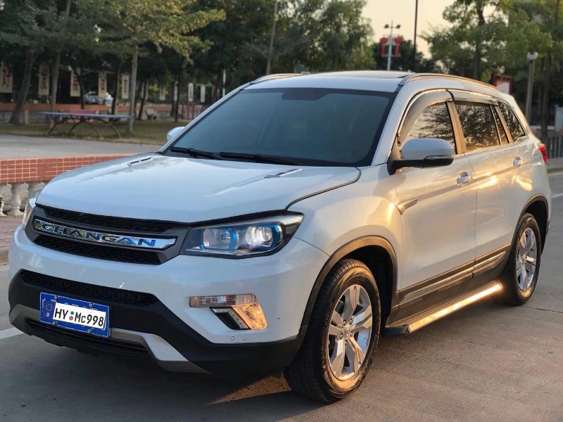 汕頭16年長安汽車長安CS752