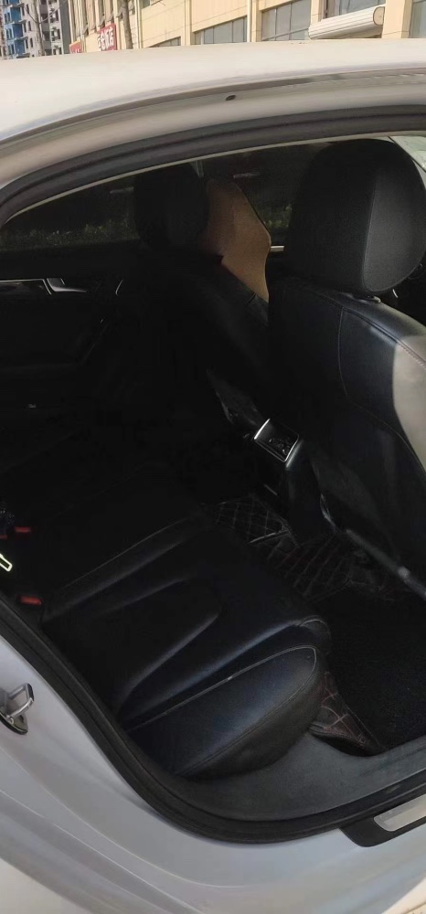 保定13年奥迪A4L4