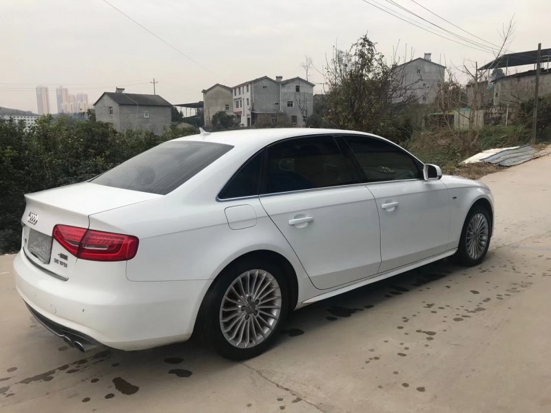 宜昌14年奧迪A4L4
