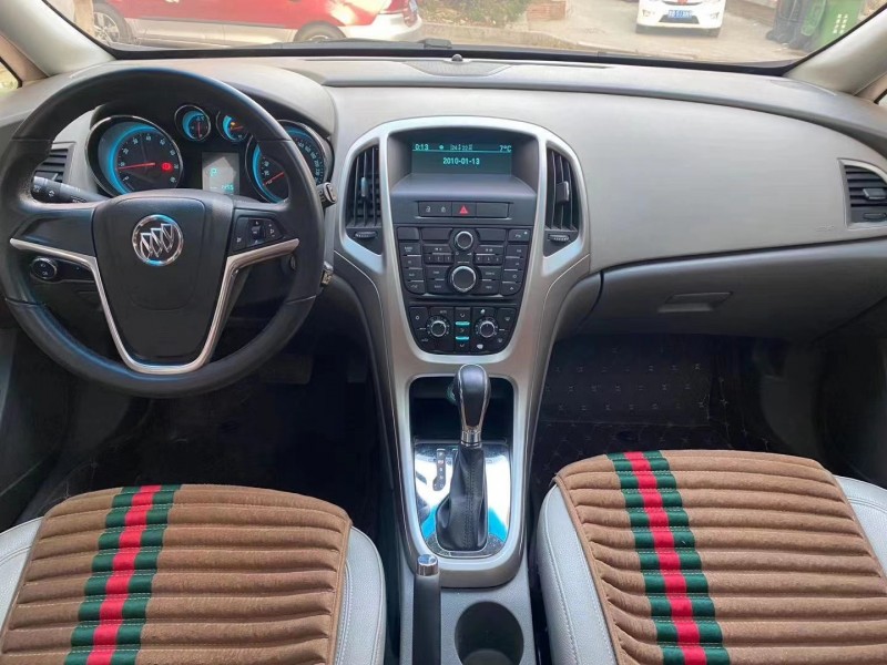 济南11年别克英朗4