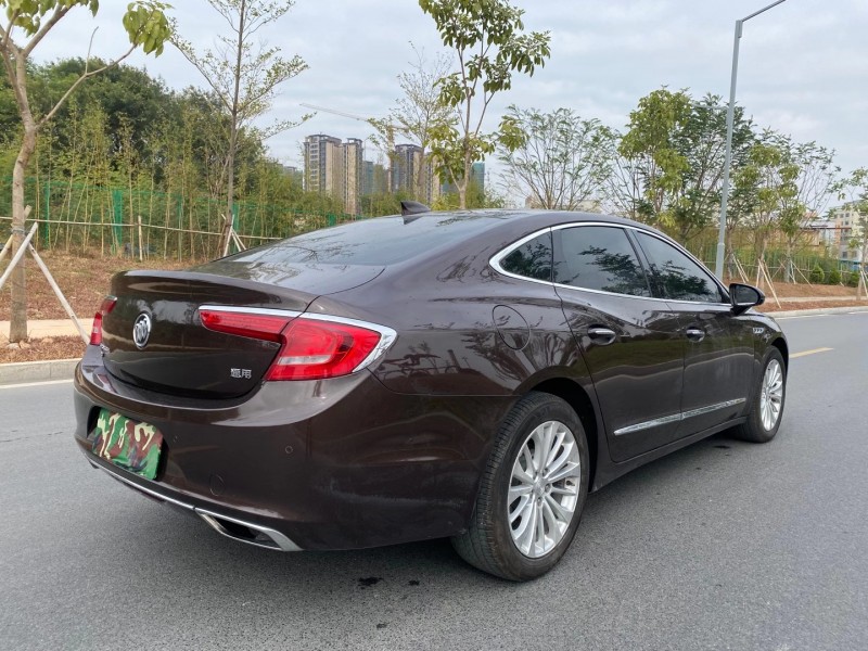 东莞19年别克君越4