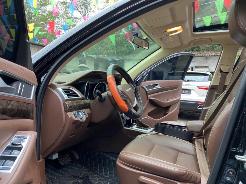 成都19年獵豹汽車CS106