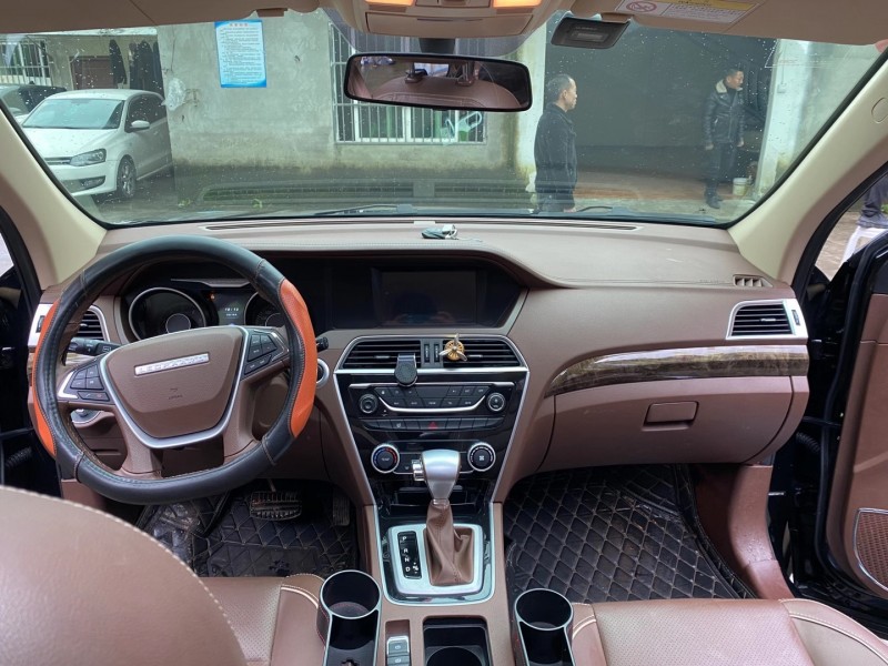 成都19年獵豹汽車CS105