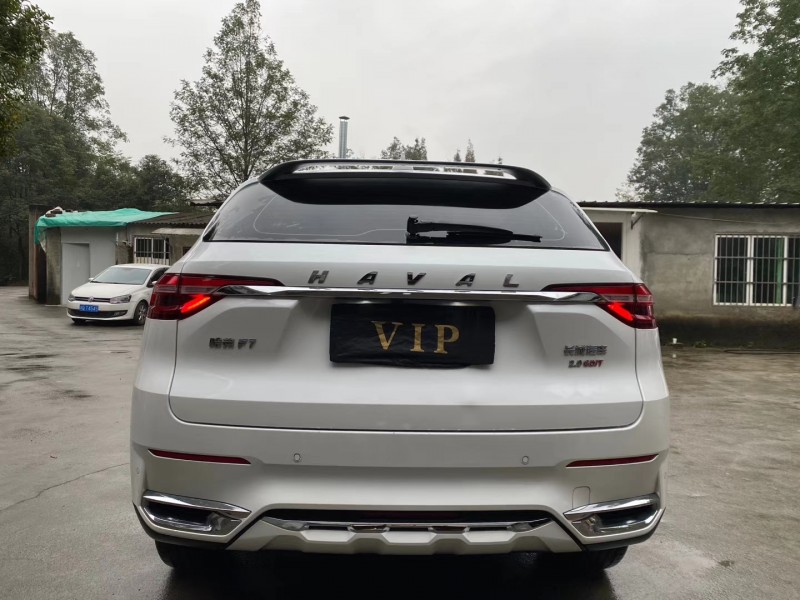 成都19年长城哈弗F72