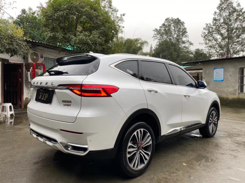 成都19年长城哈弗F71