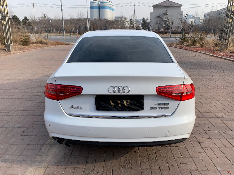 沈陽12年奧迪A4L5