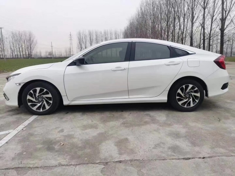 泰安20年本田思域2