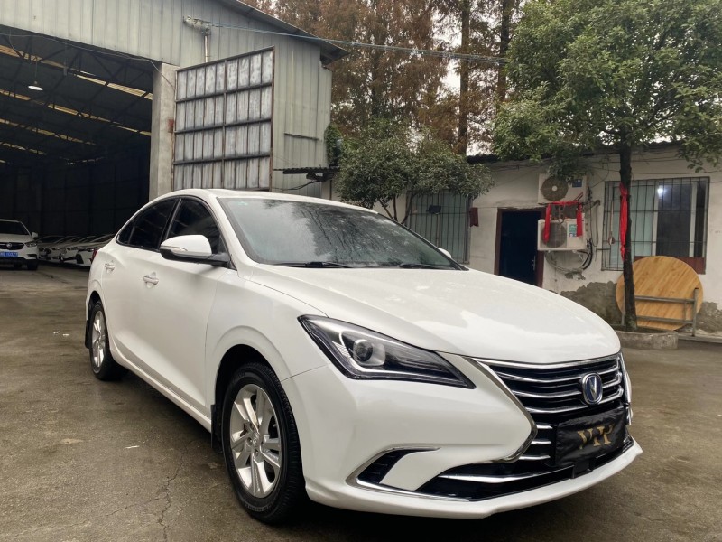 成都19年长安汽车逸动7