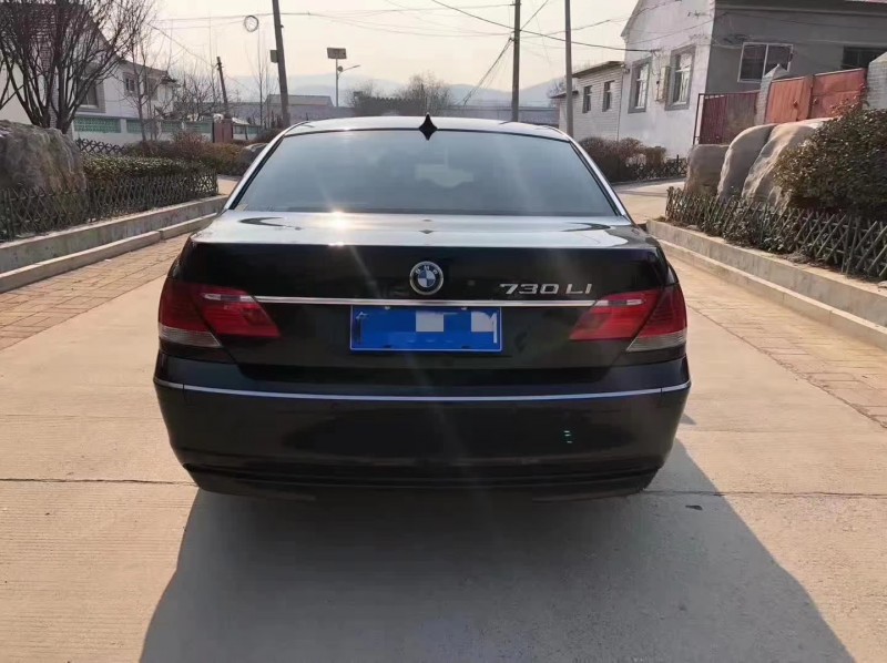 聊城09年宝马7系7
