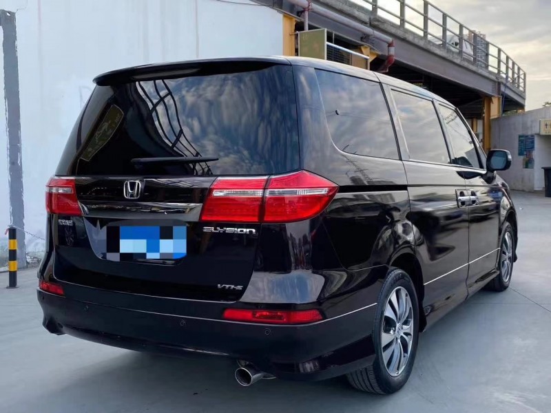 广州13年本田艾力绅5