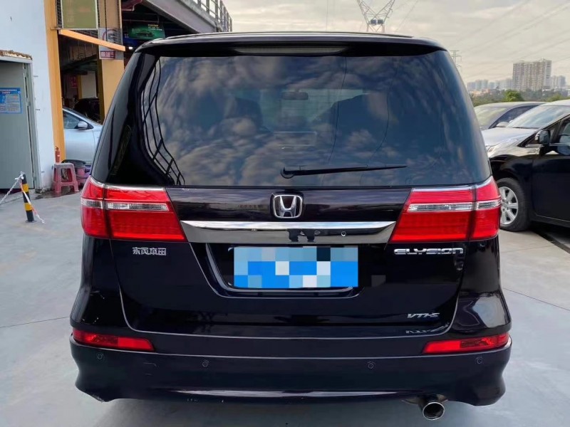 广州13年本田艾力绅9