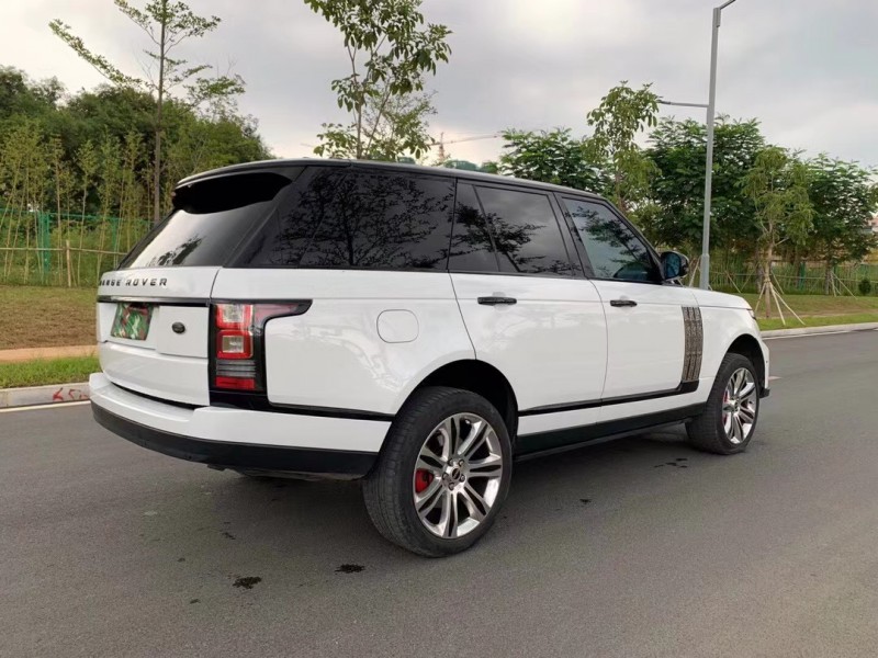 东莞17年路虎揽胜行政8