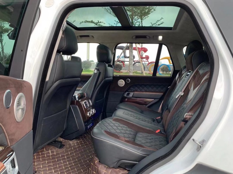 东莞17年路虎揽胜行政7