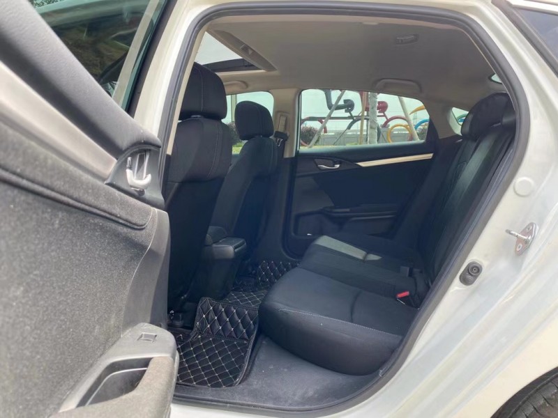 东莞17年本田思域8