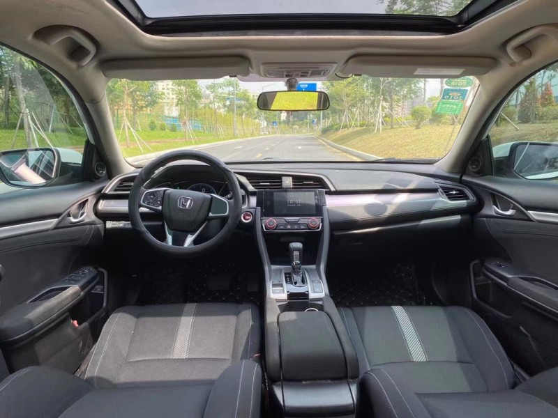 东莞17年本田思域9