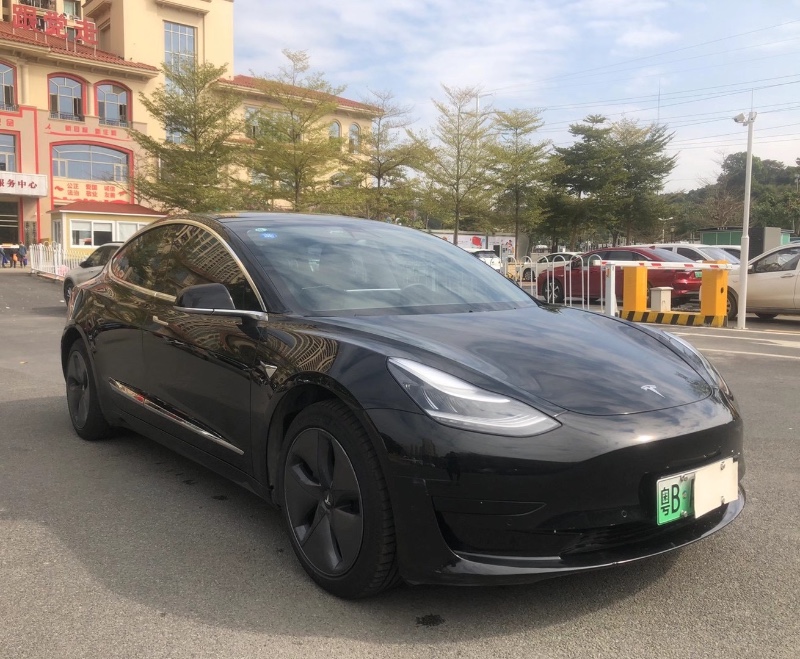 廣州19年特斯拉MODEL 32