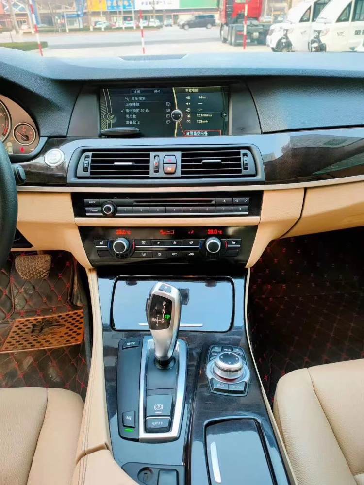 枣庄11年宝马5系3