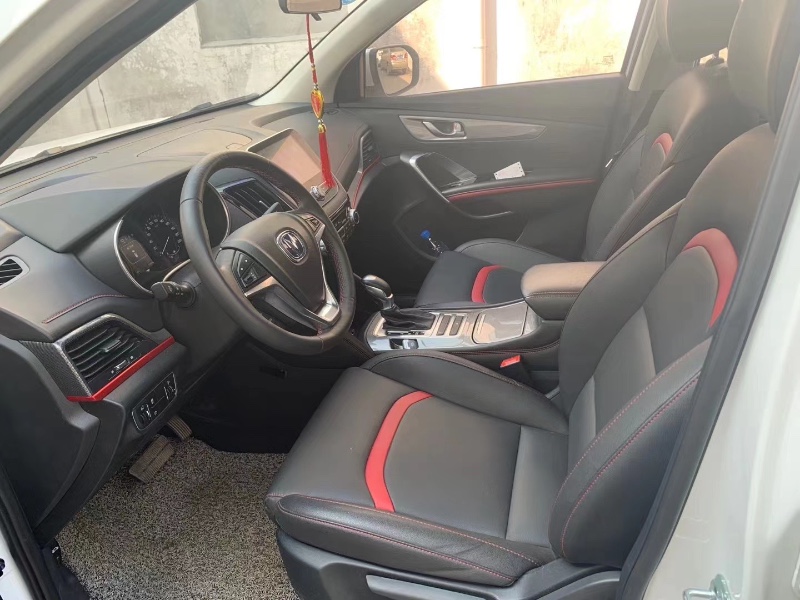 佛山19年长安汽车长安CS553