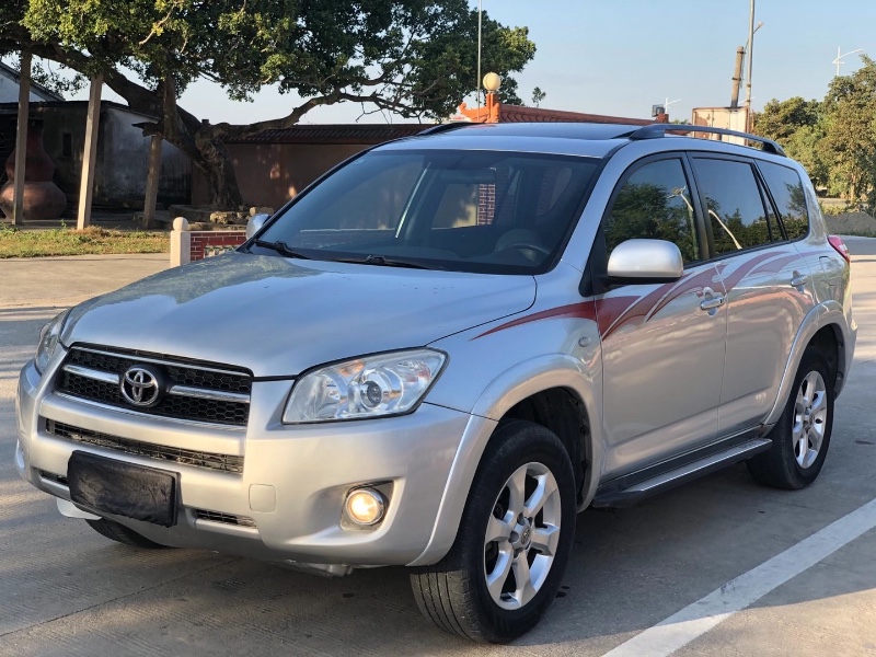 汕頭10年豐田RAV4榮放3