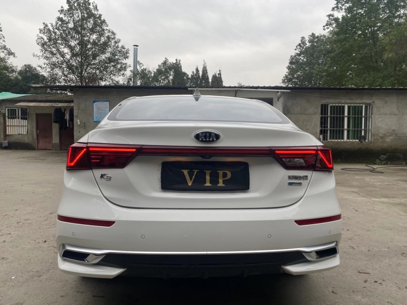 成都20年起亚K32