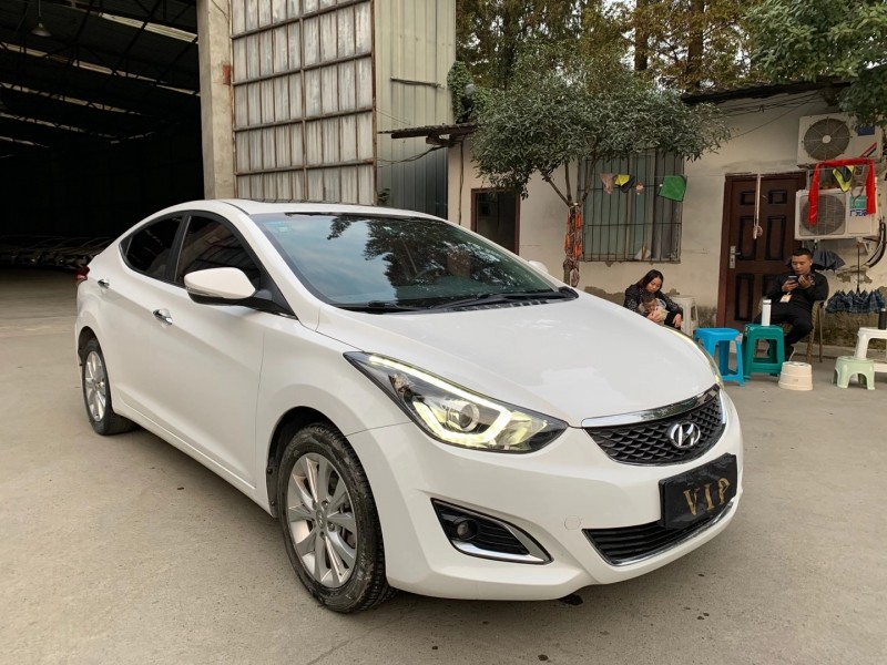 成都17年现代朗动7