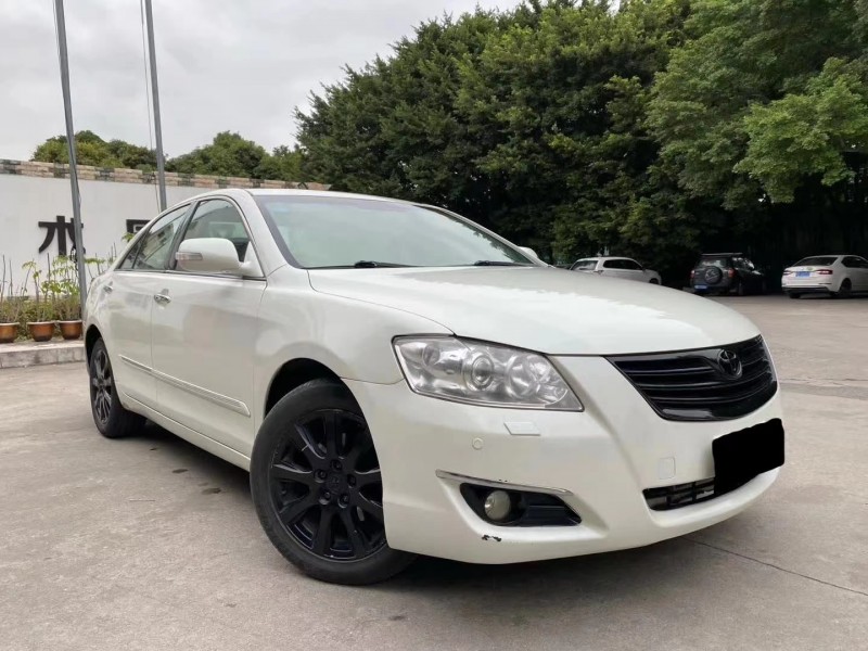 郑州07年丰田凯美瑞3