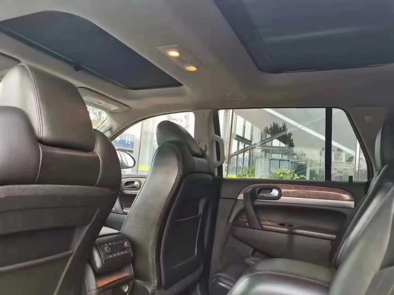 郑州10年别克昂科雷3