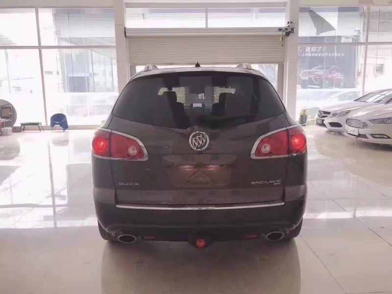 郑州10年别克昂科雷5