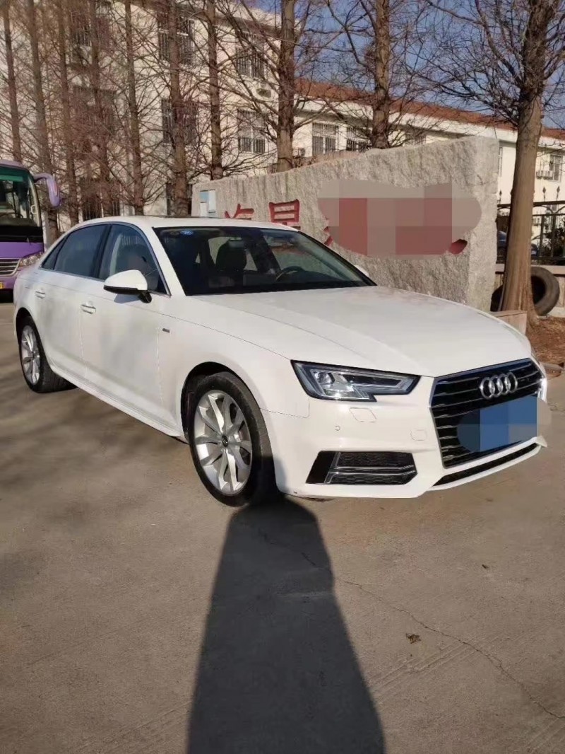 济南19年奥迪A4L8