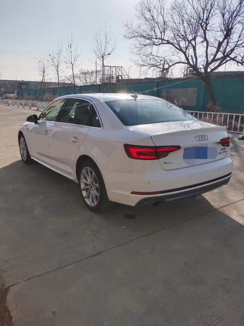 济南19年奥迪A4L5