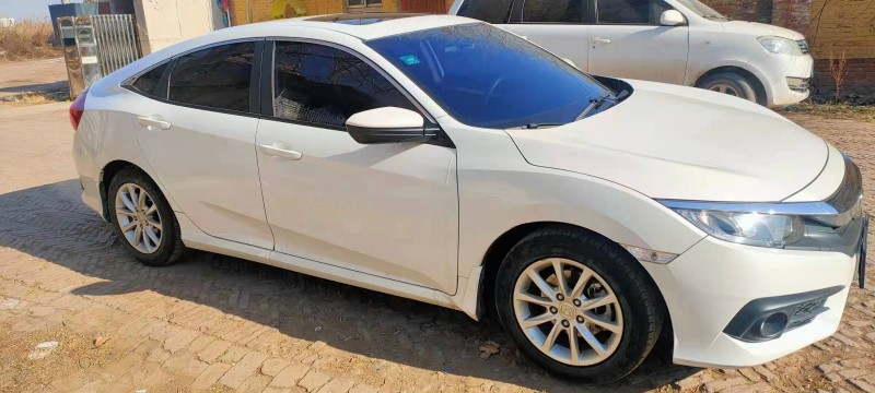 廊坊17年本田思域2