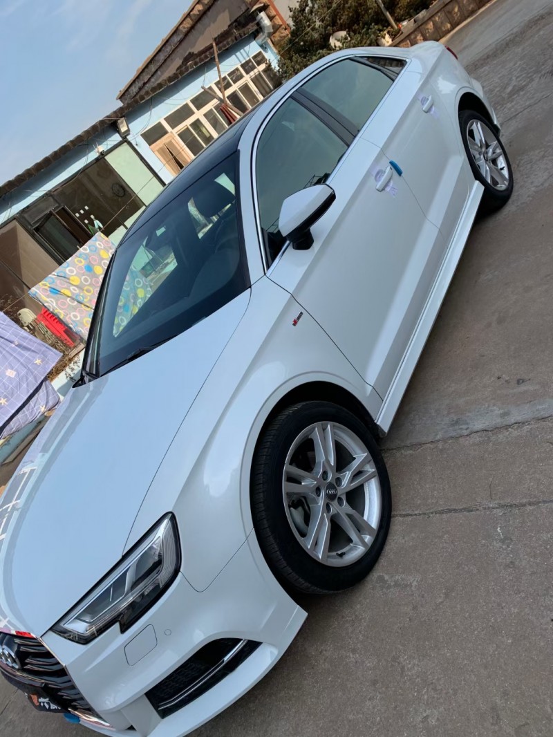 青岛20年奥迪A36