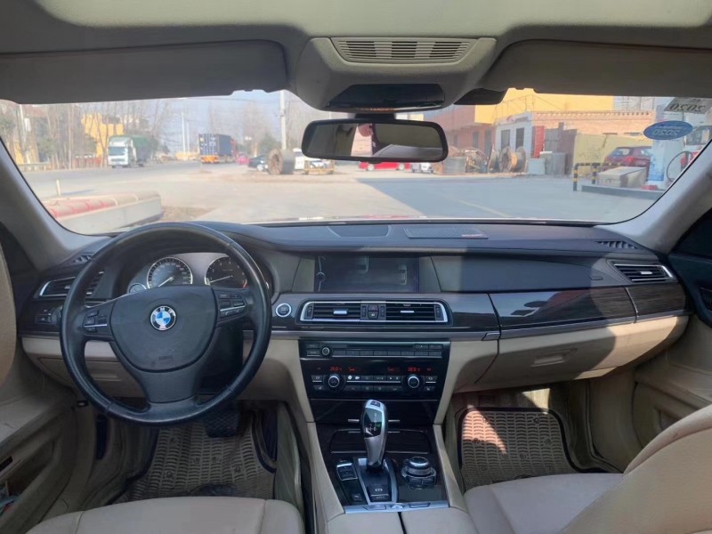 北京11年宝马7系1