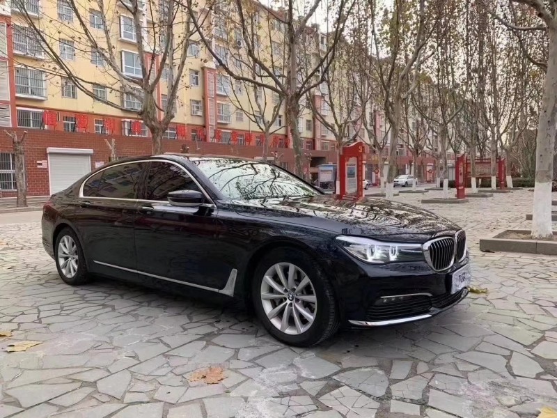 济南17年宝马7系3