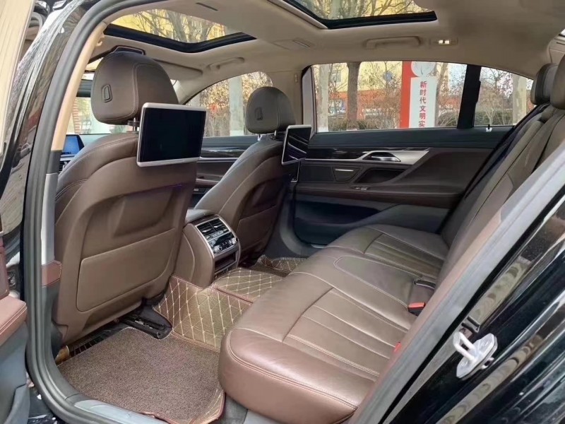 济南17年宝马7系4