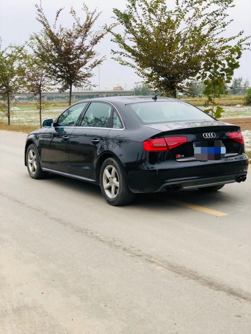 徐州13年奥迪A4L5