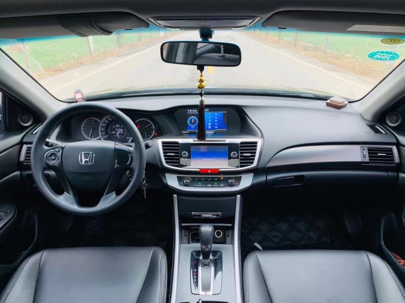 徐州15年本田雅阁9