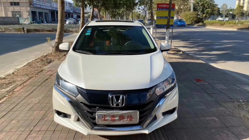广州17年本田竞瑞1