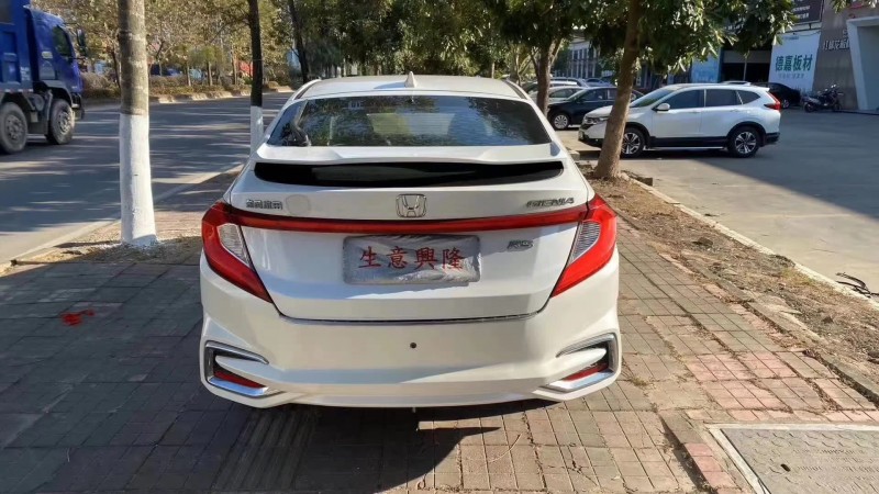 广州17年本田竞瑞9