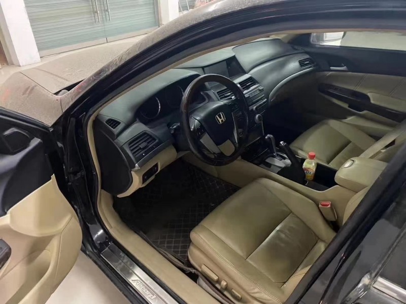 淄博12年本田雅阁2