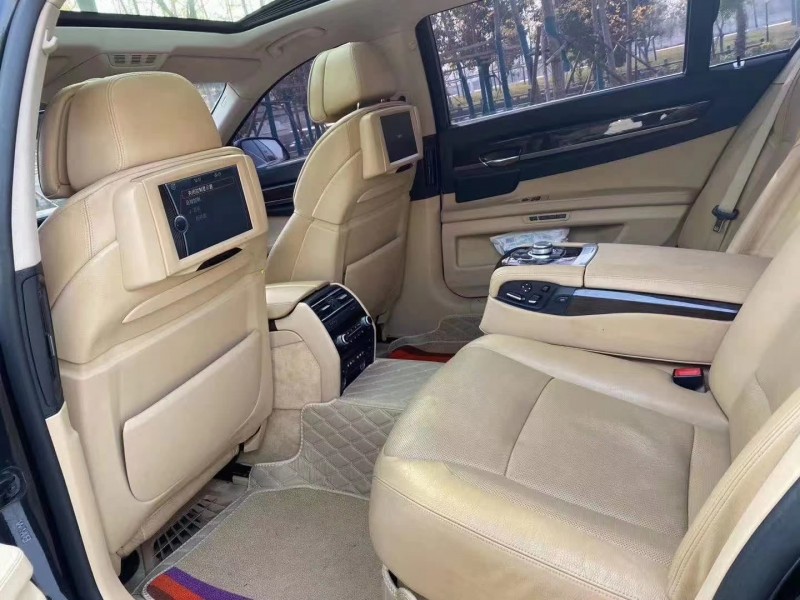 郑州10年宝马7系3