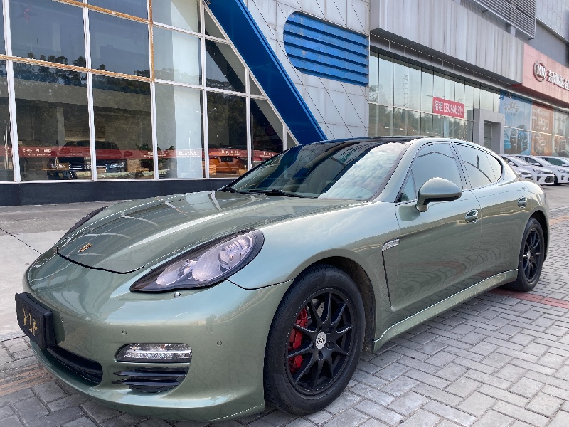 江门12年保时捷帕拉梅拉7