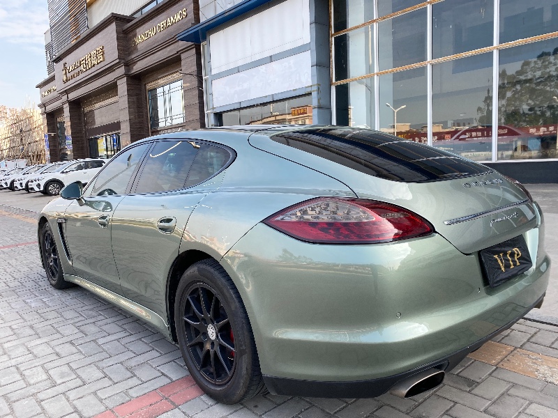 江门12年保时捷帕拉梅拉8